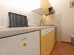 Apartment 1652