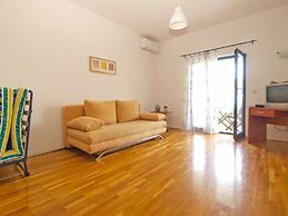 Apartment 1652
