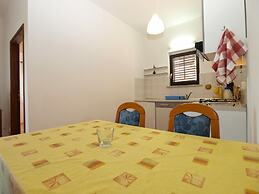 Apartment 1652