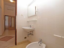 Apartment 1652