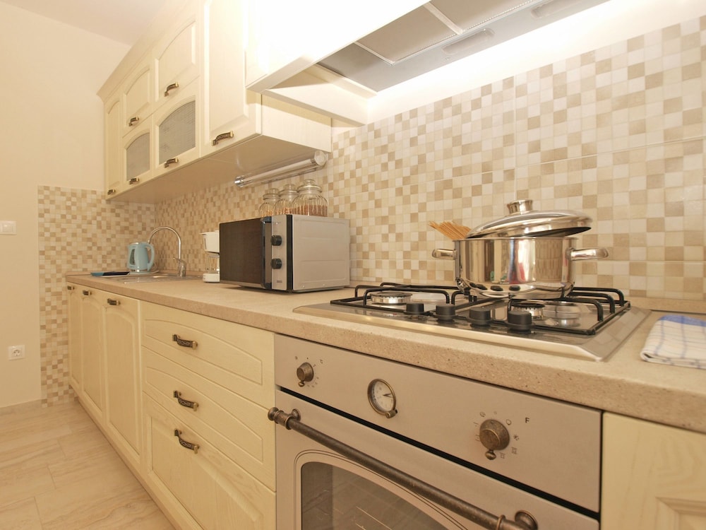 Apartment 1654
