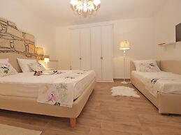 Apartment 1654