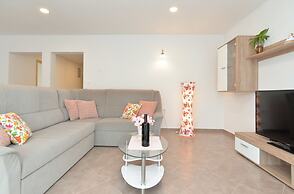 Apartment 1659