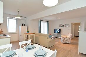 Apartment 1660