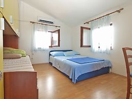 Apartment 1665