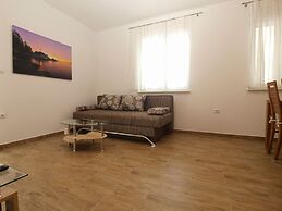 Apartment 1670