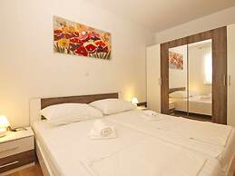 Apartment 1670