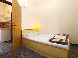 Apartment 1669