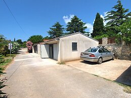 Apartment 1669
