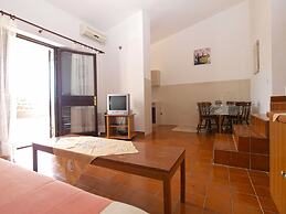 Apartment 1669