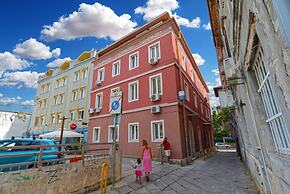 Apartment 1673