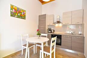Apartment 1674