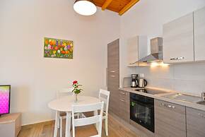 Apartment 1674