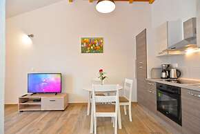 Apartment 1674