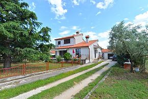 Apartment 1674