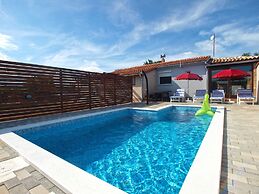 Apartment 1680
