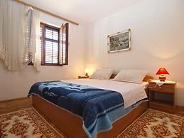 Apartment 1681