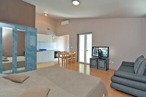 Apartment 1692
