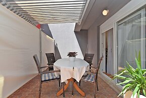 Apartment 1692