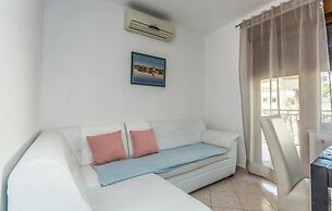 Apartment 1695