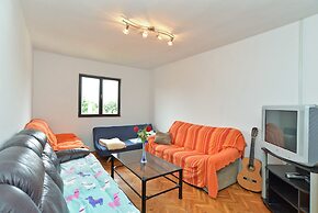 Apartment 1700