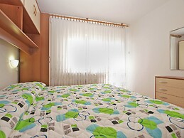 Apartment 1704