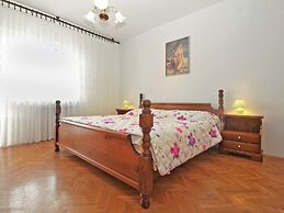 Apartment 1704