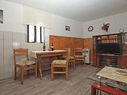 House 1716