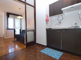 Apartment 1738