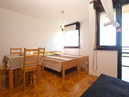 Apartment 1738