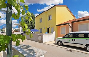 Apartment 1739