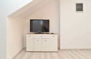 Apartment 1739