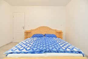 Apartment 1739