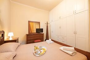 Vasilis Home