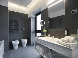 Boutique hotel touring
