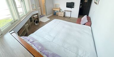 Yi-Jing B&B
