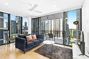 Brisbane One Apartments by CLLIX