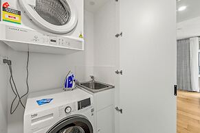 Brisbane One Apartments by CLLIX