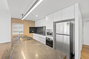 Brisbane One Apartments by CLLIX