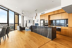 Brisbane One Apartments by CLLIX