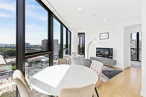 Brisbane One Apartments by CLLIX