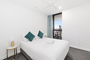 Brisbane One Apartments by CLLIX