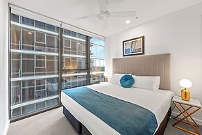 Brisbane One Apartments by CLLIX