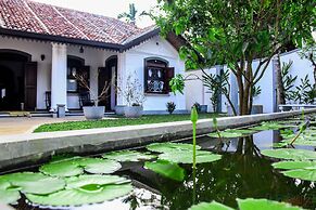 Villa White Dome