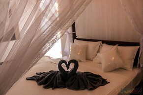 Villa White Dome