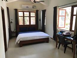 Coastal Suites Apart-Hotel