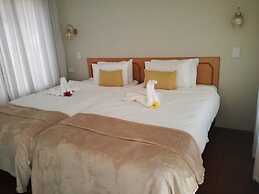 Ananda Lodge