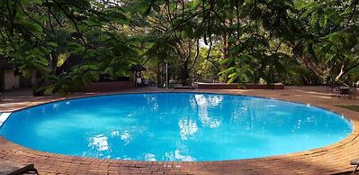 Ananda Lodge