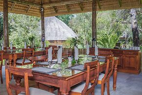 Tangala Safari Camp