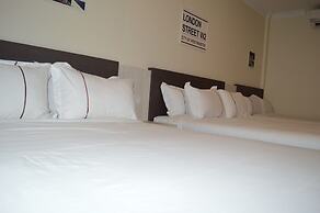 Angsoka Hotel